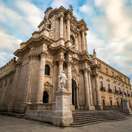 Semesterbostad Casa Zummo Ortigia Luxury